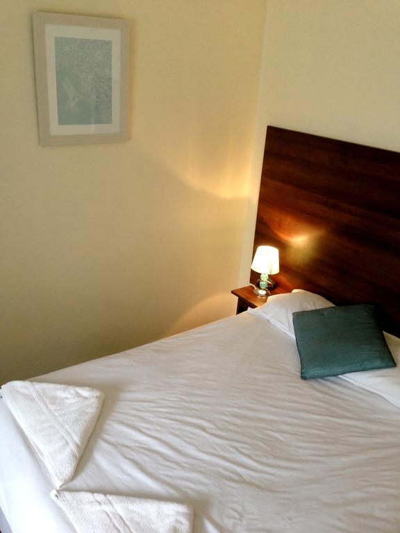 ホテルThe Avalon House St Albans 部屋 写真