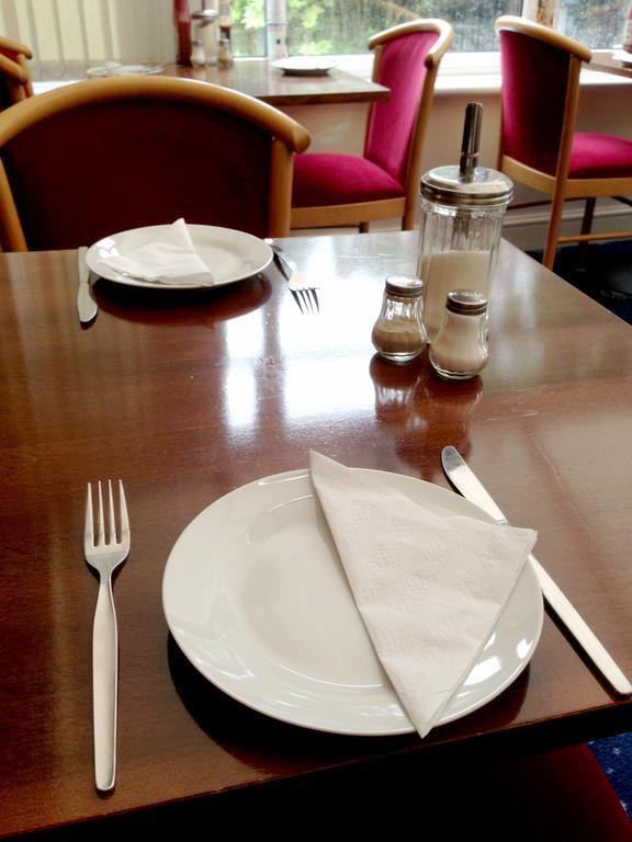 ホテルThe Avalon House St Albans エクステリア 写真